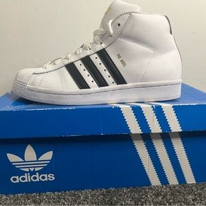 Kids Adidas (Worn)